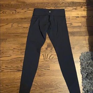 Black 28 inch inseam lululemon leggings